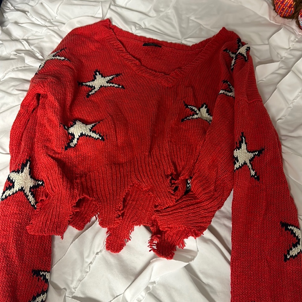 Red star sweater